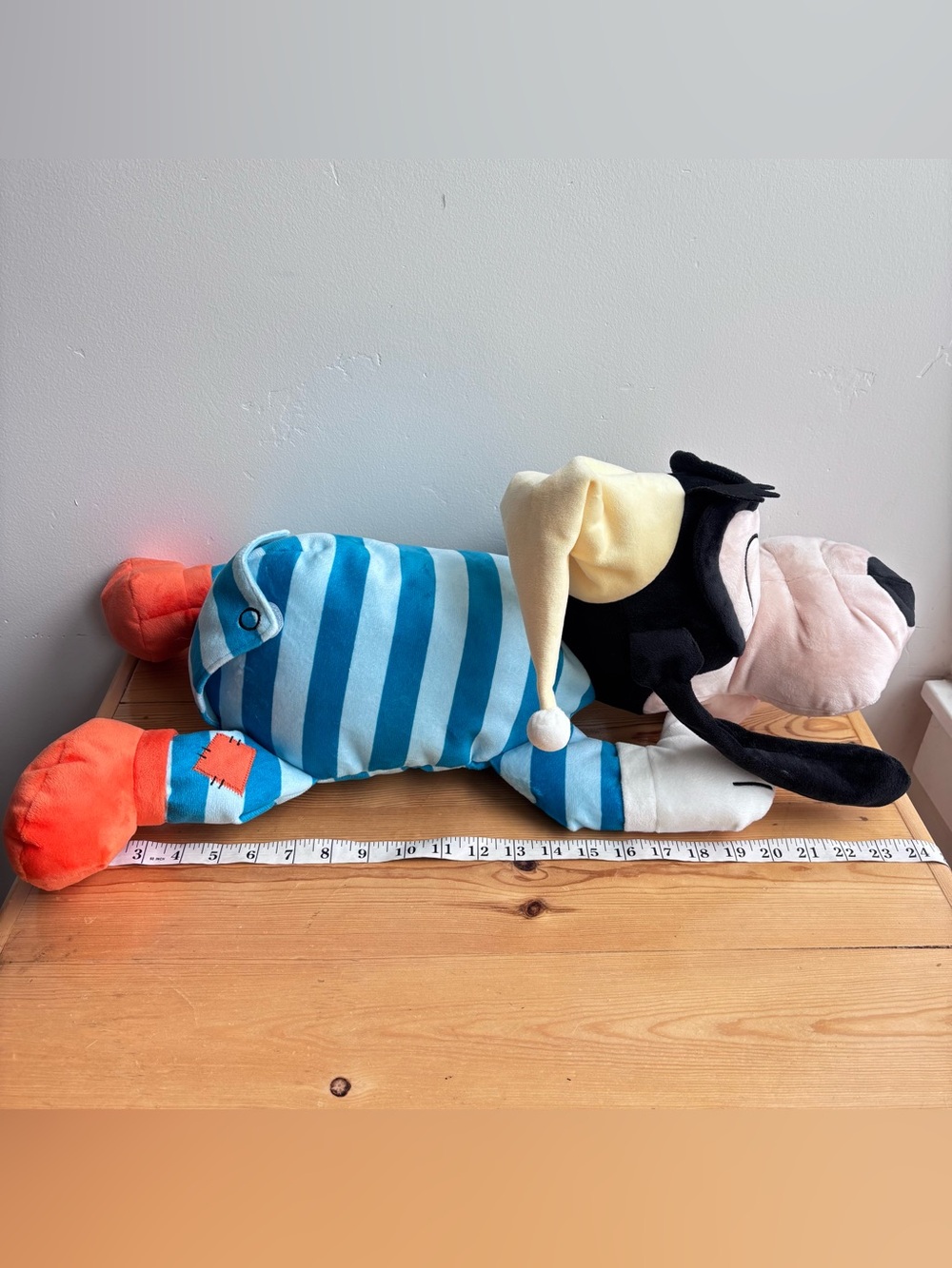 X-Large pajama sleepy Chewy Disney squeaky dog Goofy toy 24”